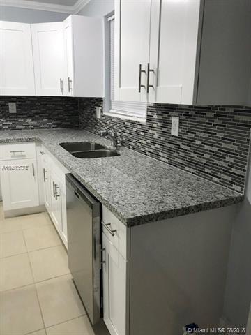 872 E 29th St, Hialeah, FL 33013 photo 6