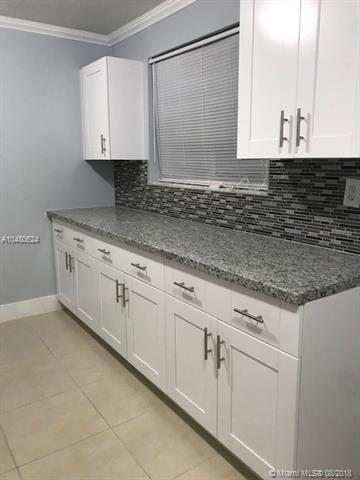872 E 29th St, Hialeah, FL 33013 photo 9