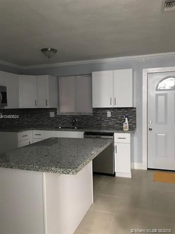 872 E 29th St, Hialeah, FL 33013 photo 8