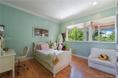 115 Hampton Ln, Key Biscayne, FL 33149 photo 18