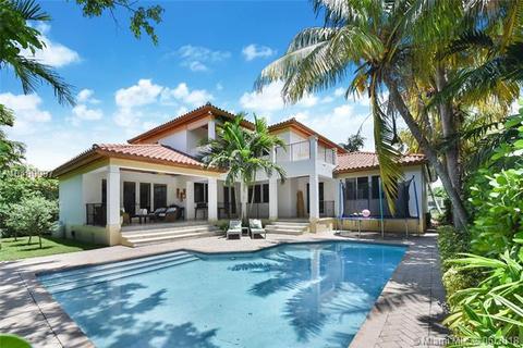 115 Hampton Ln, Key Biscayne, FL 33149 photo 2