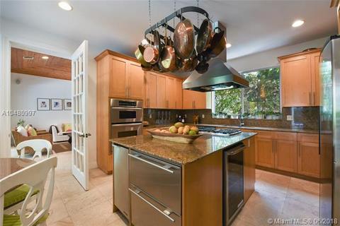 115 Hampton Ln, Key Biscayne, FL 33149 photo 9