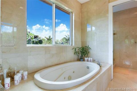 115 Hampton Ln, Key Biscayne, FL 33149 photo 16