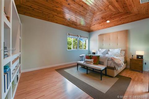 115 Hampton Ln, Key Biscayne, FL 33149 photo 14