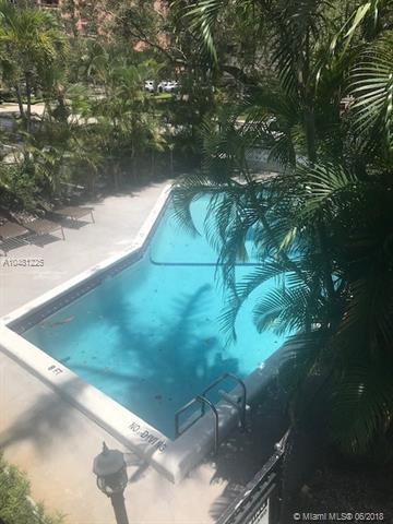 95 Edgewater Dr #202, Coral Gables, FL 33133 photo 2