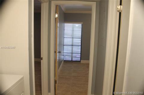 6393 Jack Rabbit Ln, Miami Lakes, FL 33014 photo 10
