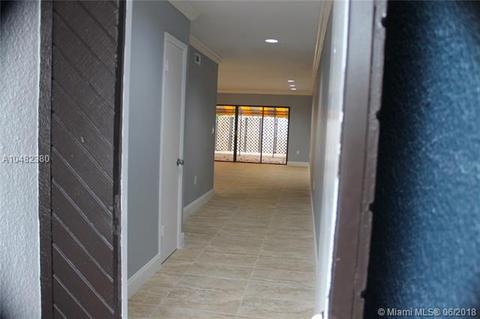 6393 Jack Rabbit Ln, Miami Lakes, FL 33014 photo 3