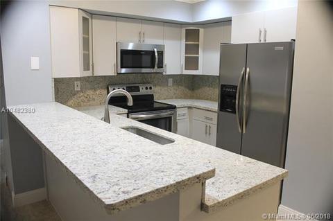 6393 Jack Rabbit Ln, Miami Lakes, FL 33014 photo 7