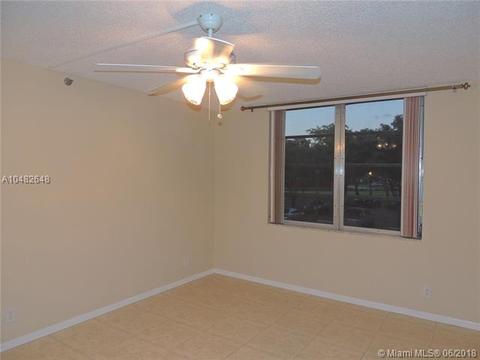 3001 W Rolling Hills Cir #201, Davie, FL 33328 photo 10