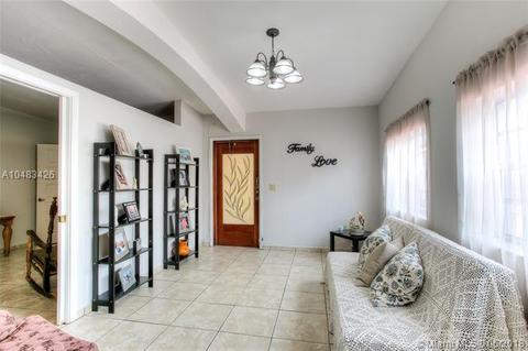 444 E 46th St, Hialeah, FL 33013 photo 2