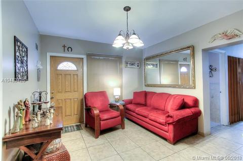 444 E 46th St, Hialeah, FL 33013 photo 4