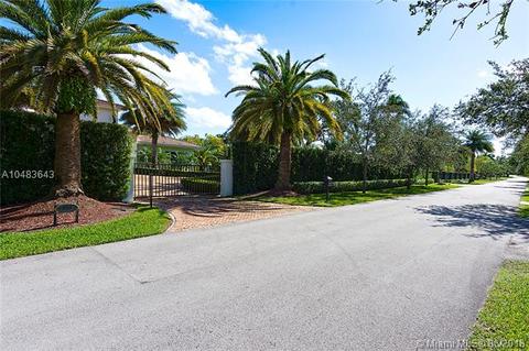12325 Pine Needle Ln, Pinecrest, FL 33156 photo 2