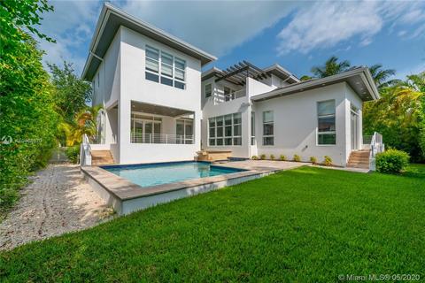 275 Hampton Ln, Key Biscayne, FL 33149 photo 6