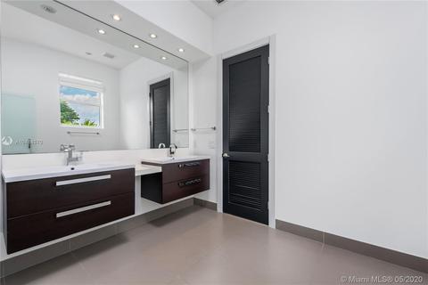 275 Hampton Ln, Key Biscayne, FL 33149 photo 19