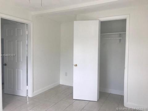 1237 NW 69th St, Miami, FL 33147 photo 3