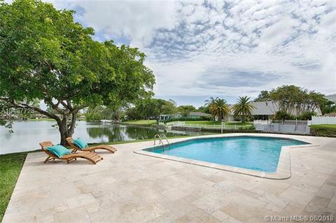 7101 SW 136 St, Pinecrest, FL 33156 photo 13