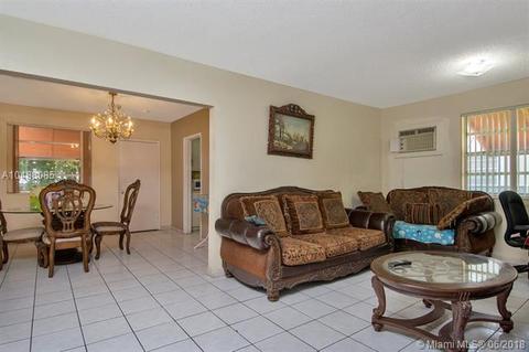 4950 E 1 Ct, Hialeah, FL 33013 photo 2