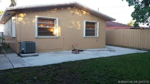 4312 E 10th Ave, Hialeah, FL 33013 photo 15