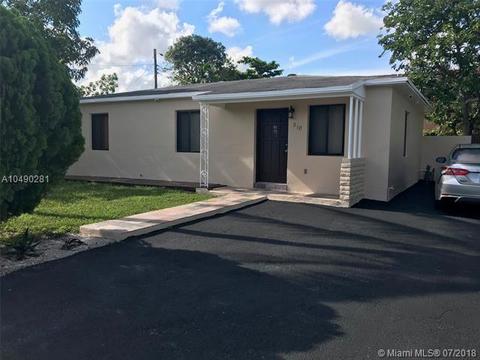 910 E 36th St, Hialeah, FL 33013 photo 2