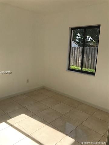 910 E 36th St, Hialeah, FL 33013 photo 8
