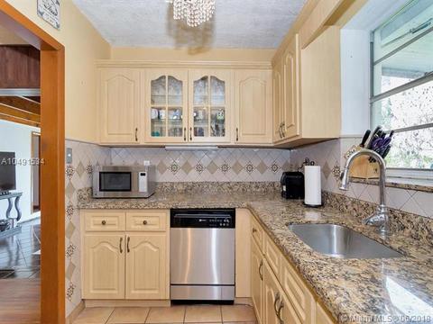 148 Lenape Dr, Miami Springs, FL 33166 photo 17