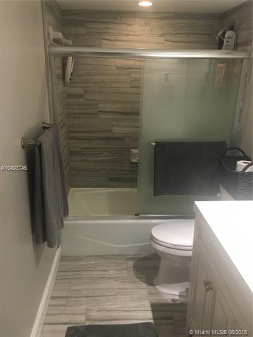 1321 E Golfview Dr, Pembroke Pines, FL 33026 photo 26