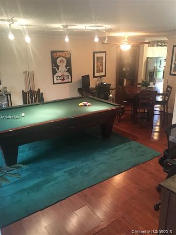 1321 E Golfview Dr, Pembroke Pines, FL 33026 photo 8