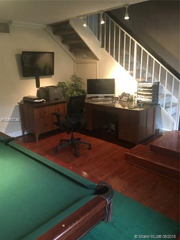 1321 E Golfview Dr, Pembroke Pines, FL 33026 photo 11