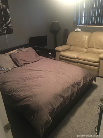 1321 E Golfview Dr, Pembroke Pines, FL 33026 photo 28