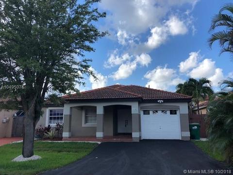 8183 NW 201st St, Hialeah, FL 33015 photo 1