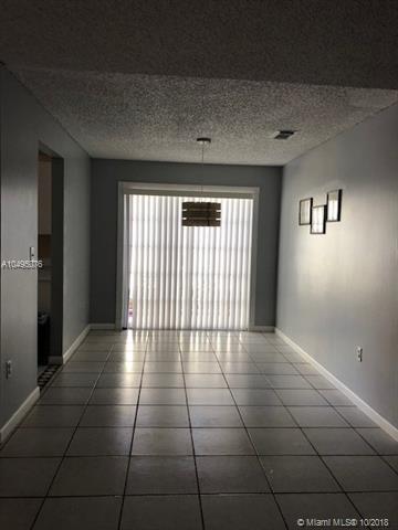 8183 NW 201st St, Hialeah, FL 33015 photo 5