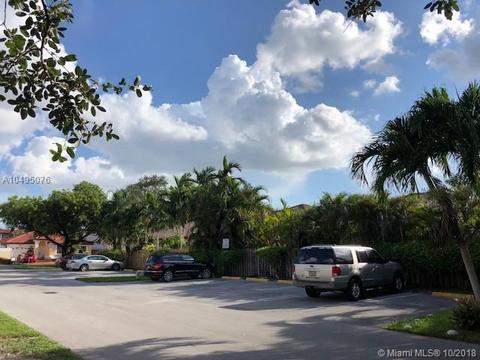 8183 NW 201st St, Hialeah, FL 33015 photo 23