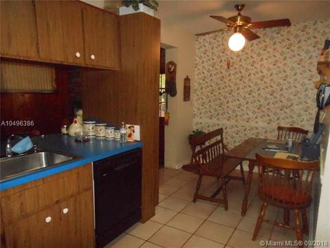 14460 Harris Pl, Miami Lakes, FL 33014 photo 10
