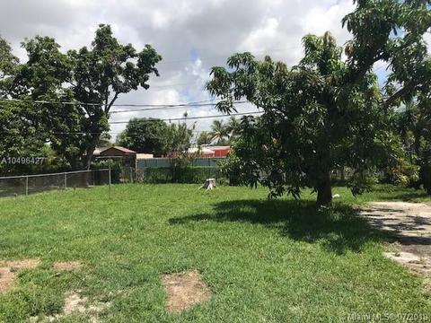 751 E 54th St, Hialeah, FL 33013 photo 3