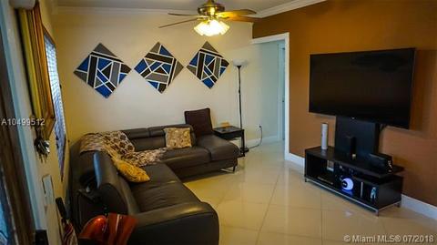 251 E 16th St, Hialeah, FL 33010 photo 4