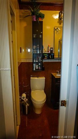 251 E 16th St, Hialeah, FL 33010 photo 10