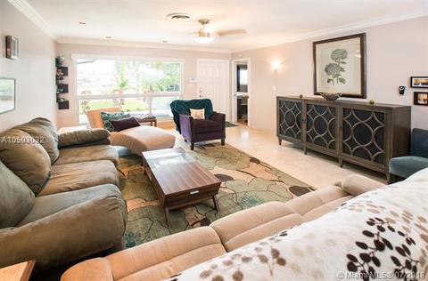 1418 E Hawthorne Cir, Hollywood, FL 33021 photo 5