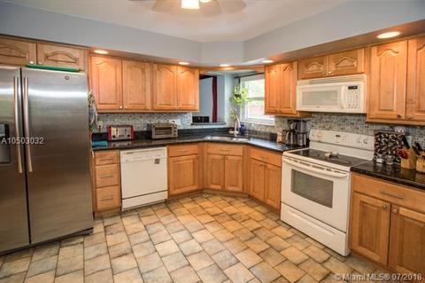 1418 E Hawthorne Cir, Hollywood, FL 33021 photo 7