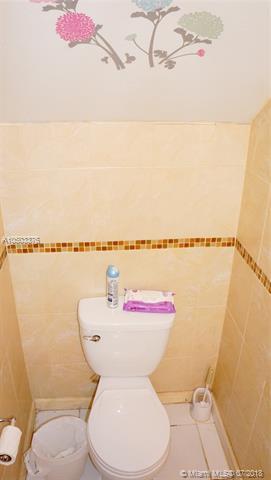 Undisclosed, Hialeah, FL 33014 photo 12