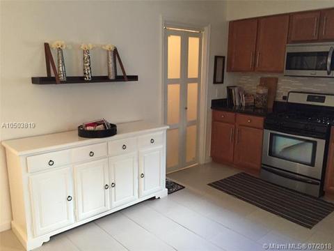 8943 Emerson Ave, Surfside, FL 33154 photo 7