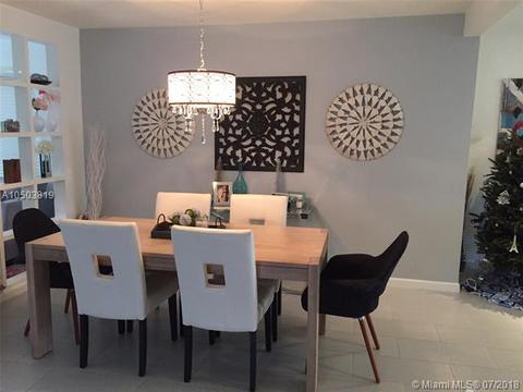 8943 Emerson Ave, Surfside, FL 33154 photo 6
