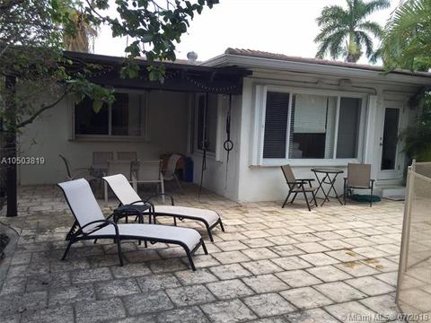 8943 Emerson Ave, Surfside, FL 33154 photo 19