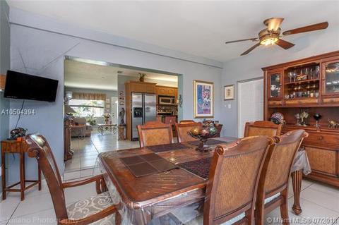 660 E 53 St, Hialeah, FL 33013 photo 13