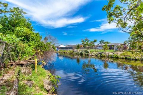 660 E 53 St, Hialeah, FL 33013 photo 3