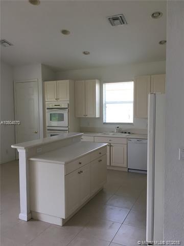 5184 SE Graham Dr, Stuart, FL 34997 photo 6
