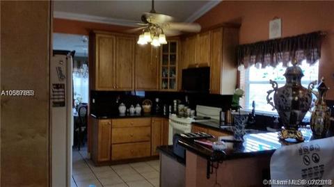 16012 SW 79th Ter, Miami, FL 33193 photo 5