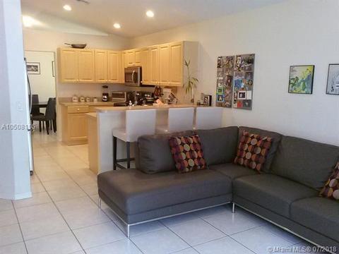 3942 Crescent Creek Pl, Coconut Creek, FL 33073 photo 8