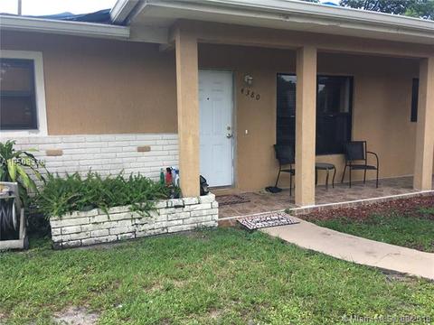 4380 NW 174th Dr, Miami Gardens, FL 33055 photo 2