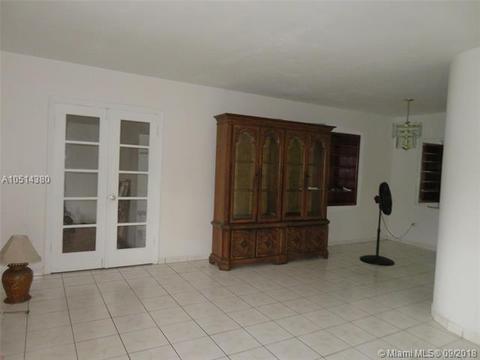 635 E 27th St, Hialeah, FL 33013 photo 6