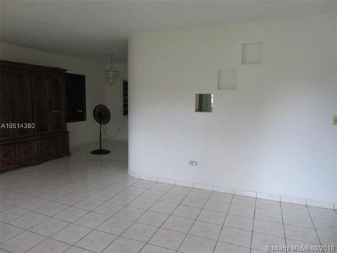 635 E 27th St, Hialeah, FL 33013 photo 4